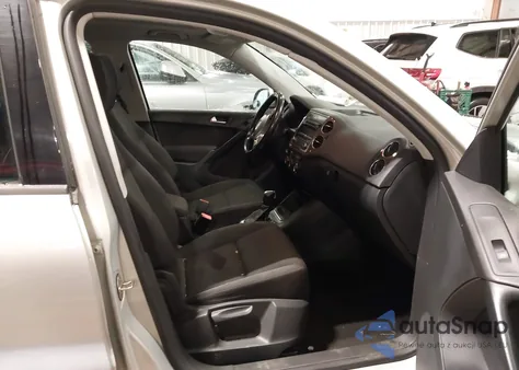 2013 Volkswagen Tiguan S z USA, uszkodzony, nr VIN WVGBV3AX9DW601106